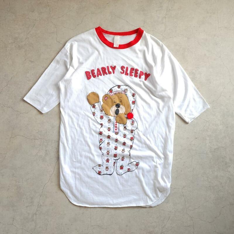 WGqppp/ONESIZE/USA製 眠いくまちゃん ロング丈 Tシャツ リンガー ワンピース BEARLY SLEEPY BEAR