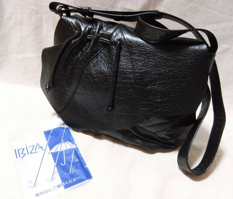 美品 ★IBIZA イビザ★ パッチワーク レザー ショルダーバッグ ブラック 02038