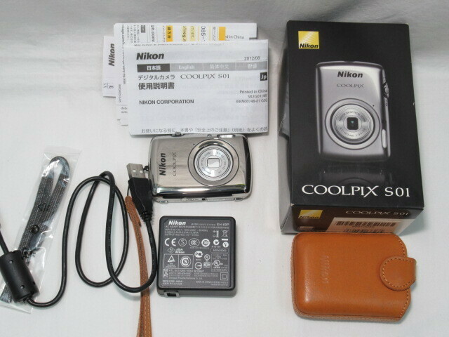 Nikon　COOLPIX　S01　コンパクトデジタルカメラ　ジャンク