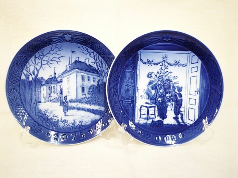 【格安】Royal Copenhagen　ロイヤルコペンハーゲン　イヤープレート　1975年／2000年　各１枚　飾皿 中古品