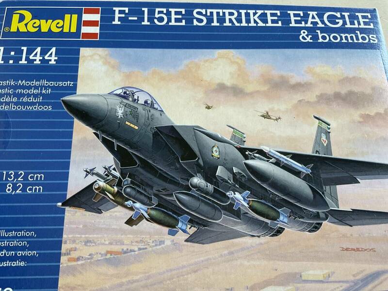 1/144 Revell F-15E Strike Eagle & bombs/ ドイツレベル ストライクイーグル 爆弾付