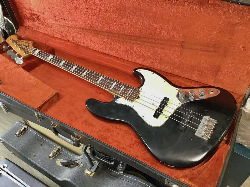 この時期ならではの重厚でパンチのあるサウンド　1978 Fender USA Jazz Bass フェンダージャズベース1978