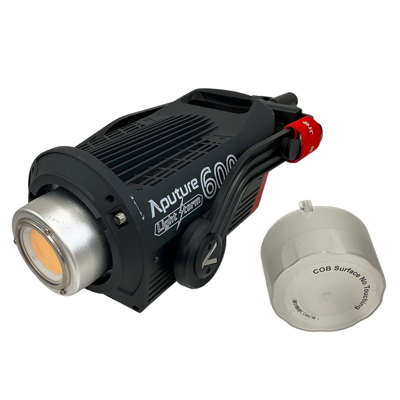 【動作保証】 Aputure LS 600d Pro 撮影用 LEDライト 600W ハイパワー キャリーケース付き 撮影機材 カメラ周辺機器 中古 良好 T8925774