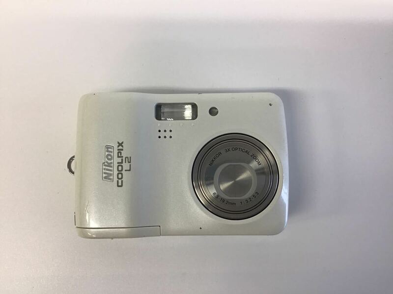04379 【動作品】 Nikon ニコン COOLPIX L2 コンパクトデジタルカメラ 電池式 