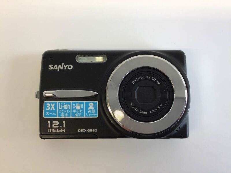 01377 【動作品】 SANYO 三洋 サンヨー DSC-X1260 コンパクトデジタルカメラ バッテリー付属