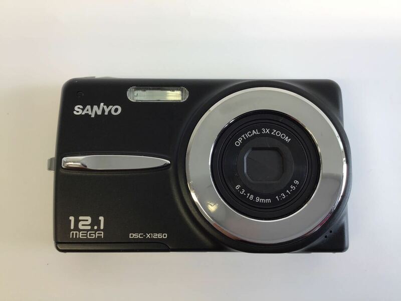 08394 【動作品】 SANYO 三洋 サンヨー DSC-X1260 コンパクトデジタルカメラ バッテリー付属
