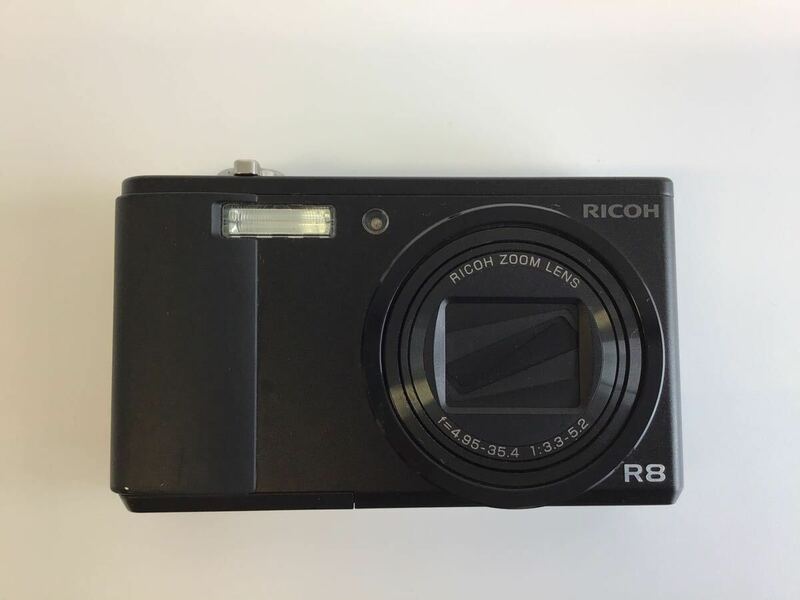 22119 【動作品】 RICOH リコー R8 コンパクトデジタルカメラ バッテリー付属 