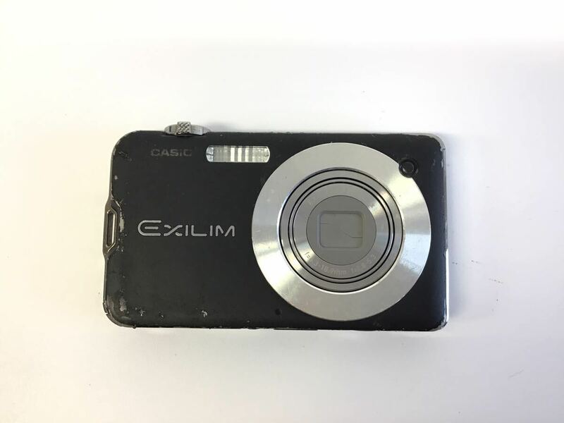 50061 【動作品】 CASIO カシオ EXILIM EX-S10 コンパクトデジタルカメラ バッテリー付属