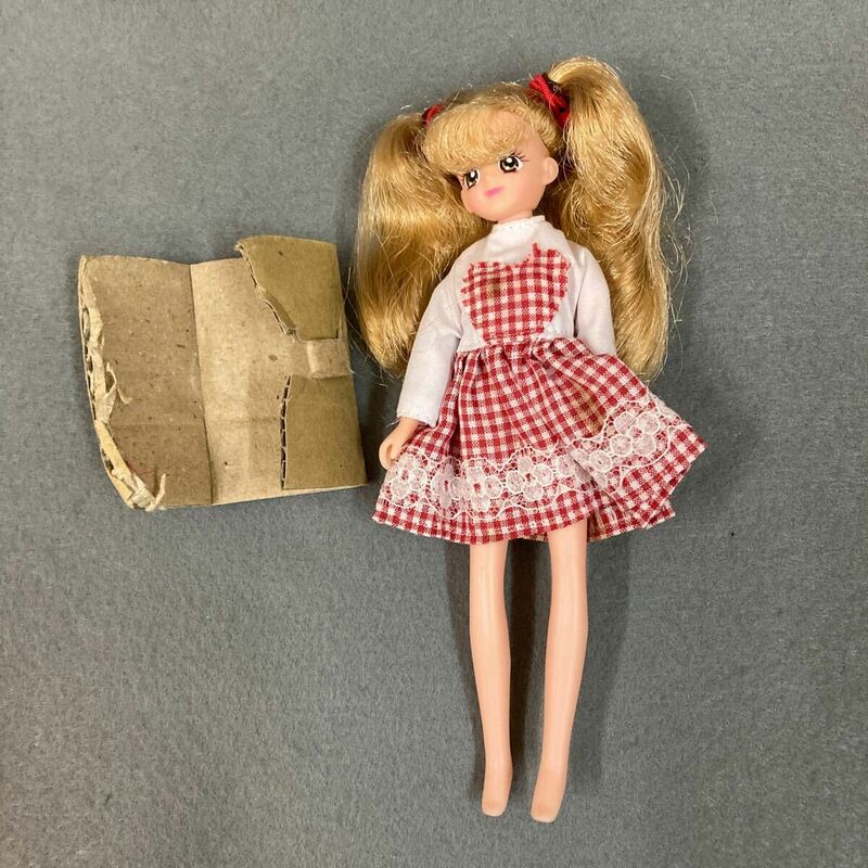 ポピーナちゃん人形 未使用品 バンダイ ドリームポケット 当時物 着せ替え人形 キャリングレディルーム付属品