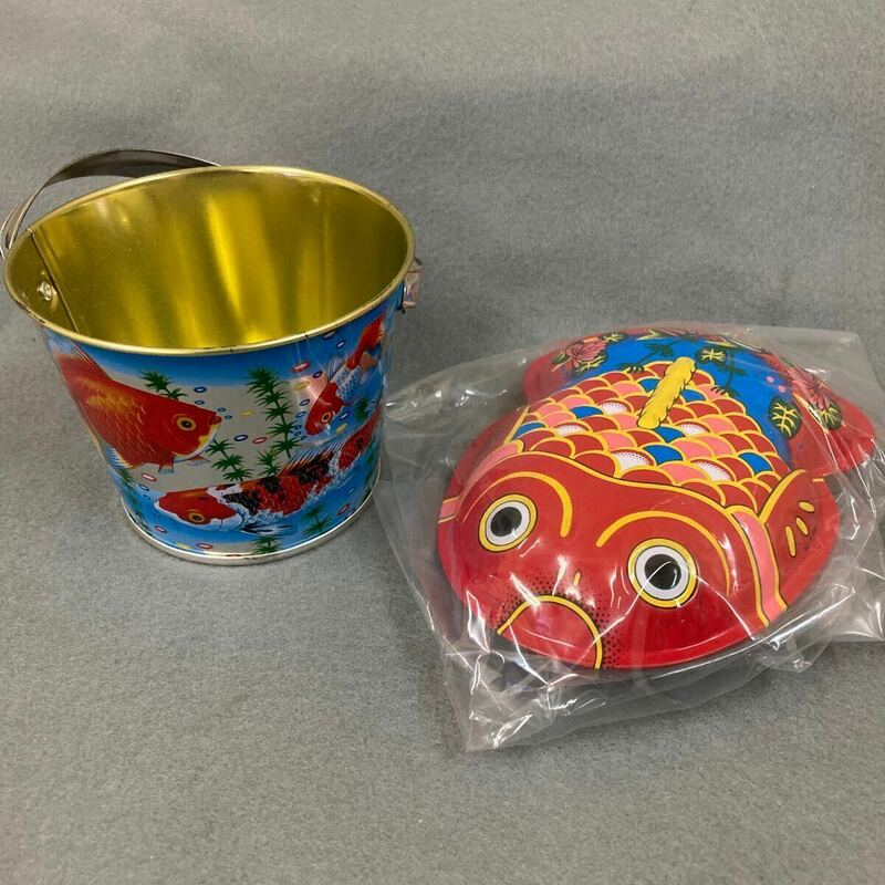 昭和レトロ ブリキ 金魚（大サイズ）とバケツ 当時物 デッドストック 美品