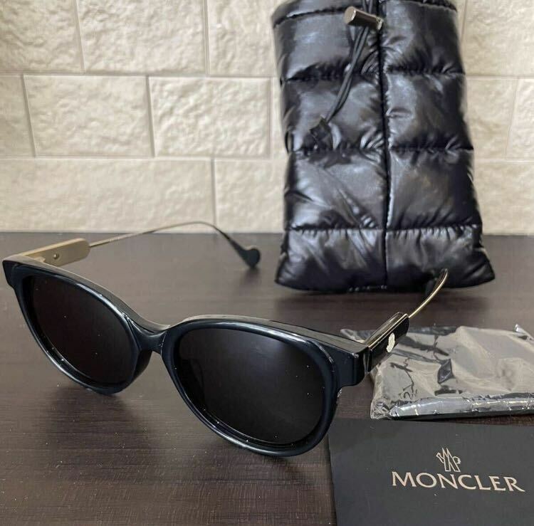 新品未使用　モンクレール　サングラス　MONCLER ケース付き