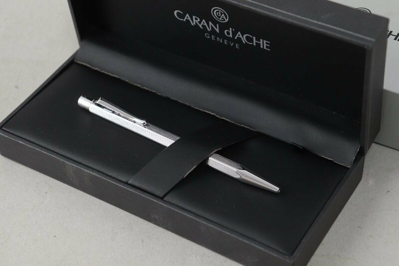 CARAN d'ACHE カランダッシュ ボールペン エクリドール 0890-497 ノック式 六角形 METAL CLIP① 6-C011/1/60P