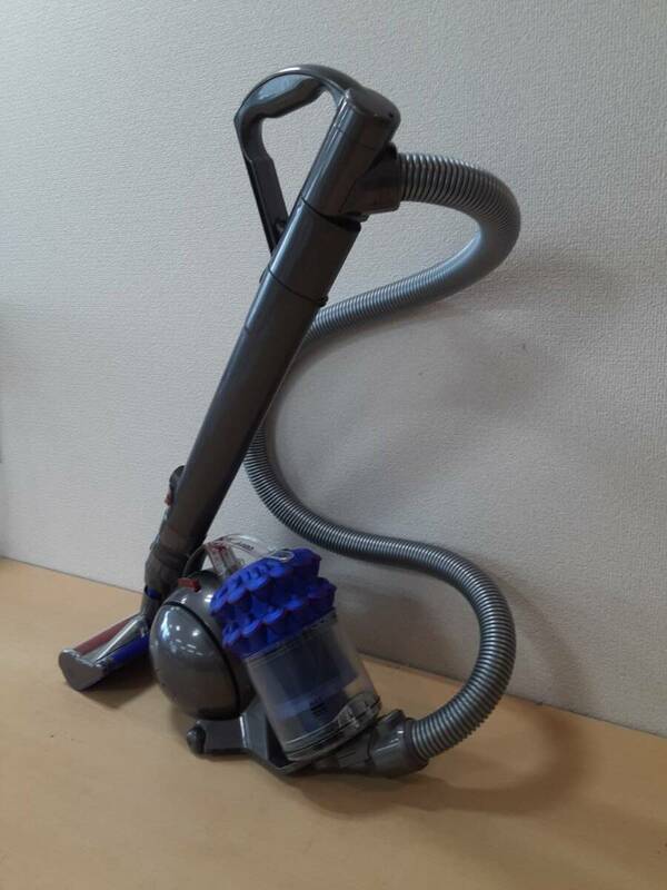 【み19】 CY24 dyson ダイソン 掃除機 動作品 サイクロン 清掃済み