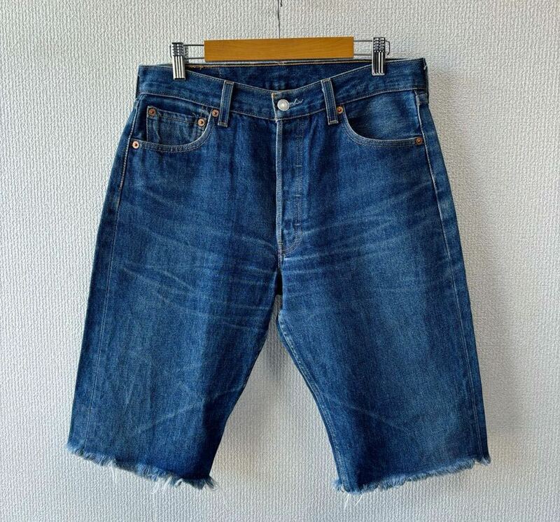 00s メキシコ製 Levis 501 カットオフ デニム ショート パンツ W31 ヒゲ リーバイス ショーツ