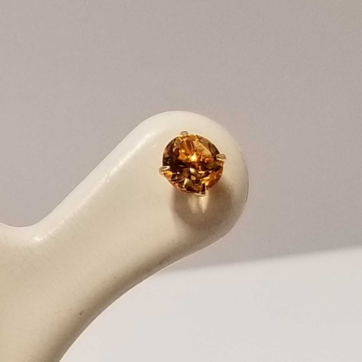新品　K18　天然石　シトリンピアス　片耳分
