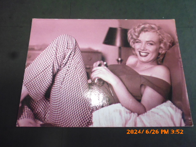 マリリン・モンロー Marilyn Monroe ポストカード　Post Cards 2001年
