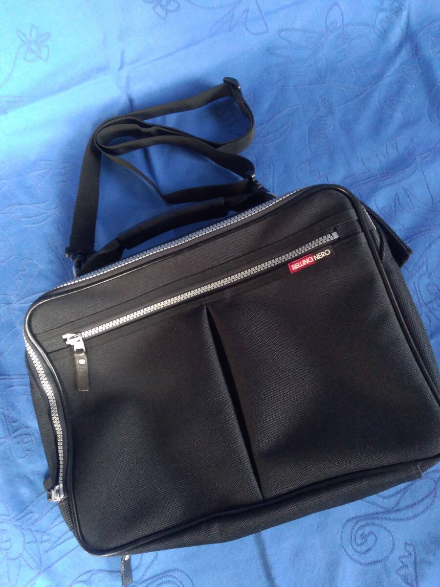 BELLINO NERO　黒　２WAYバッグ　ショルダーバッグ　PCバッグ　新品未使用