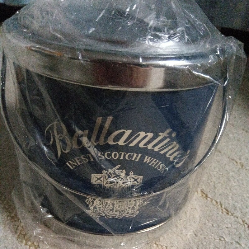 Ballantine ウイスキーのアイスペール　（蓋つき）　