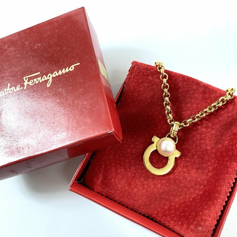 フェラガモ FERRAGAMO レディース ゴールド ネックレス