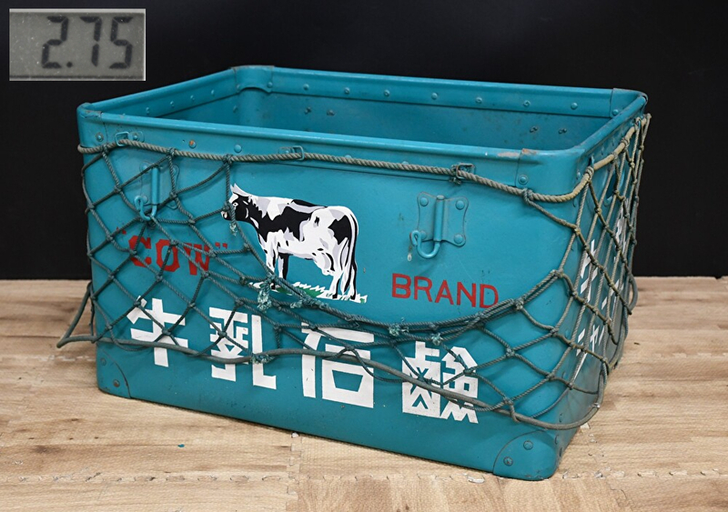 EY5-104 現状品 牛乳石鹸 ボテ箱 ネット付 配達箱 収納箱 BOX ボックス ケース COW BRAND 牛乳シャンプー 昭和レトロ ヴィンテージ 保管品