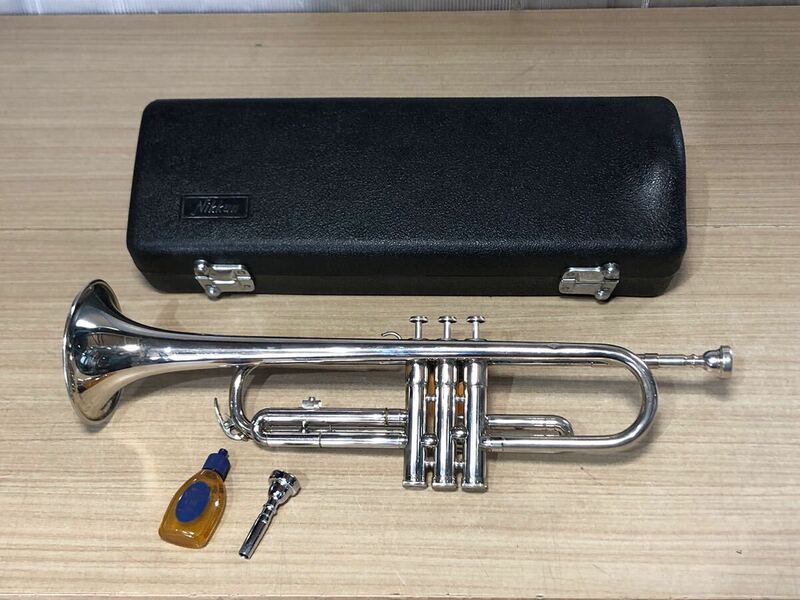 375H【中古】YAMAHA トランペット　管楽器　YTR-136