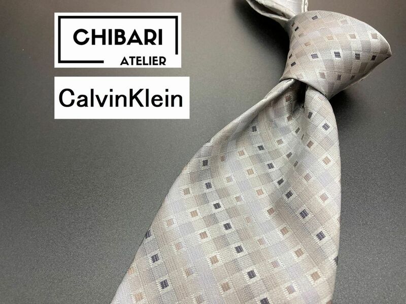 【超美品】CalvinKlein　カルバンクライン　ドット柄　ネクタイ　3本以上送料無料　グレイ　0505201