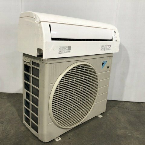 TYG09332小 DAIKIN ダイキン ルームエアコン F22VTES-W 2018年製 直接お渡し歓迎