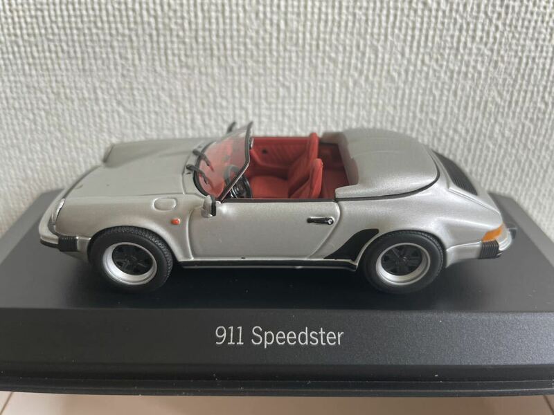 Porsche　ポルシェ　ミニチャンプス　ミニカー　ポルシェ９１１ スピードスター　1／43 未陳列