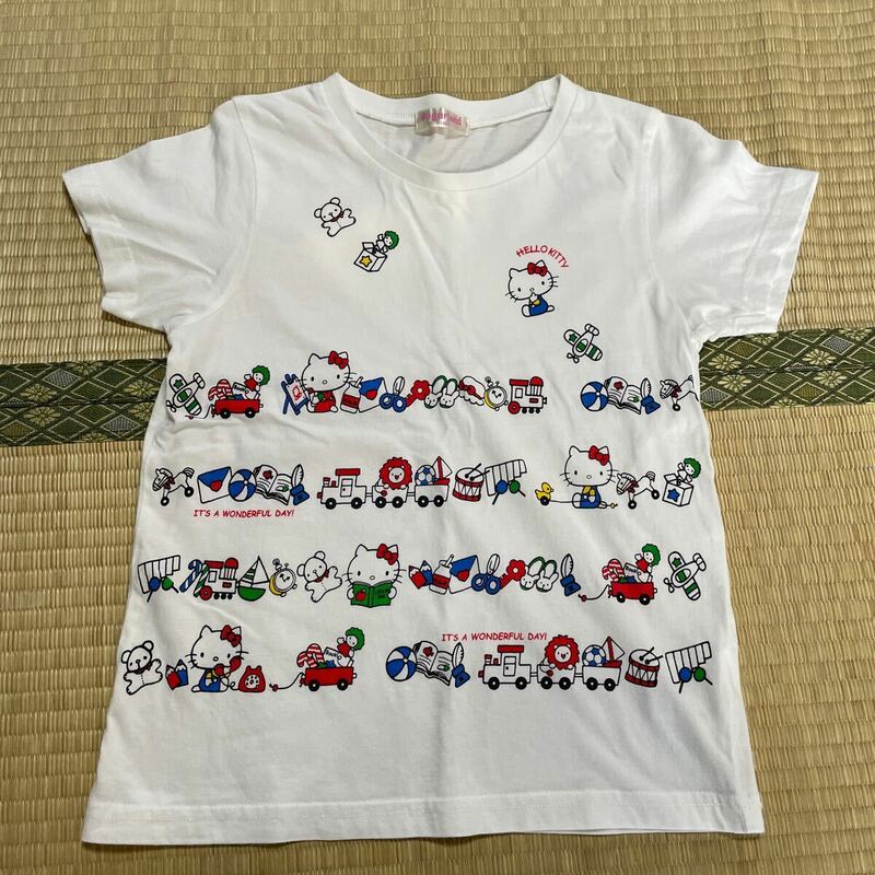 美品　レトロ　キティちゃん　Tシャツ　１３０　半袖　白　ハローキティ