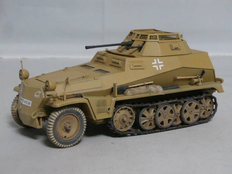 [模型完成品] タミヤ　1/35　ドイツ Sd.kfz.250/9 軽装甲偵察車 デマーグ 