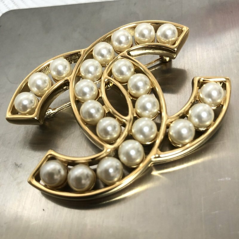 美品 良品 映える！ CHANEL シャネル ブローチ パール B23 ココマーク パール ゴールド アクセサリー IW406BA09CHN_B