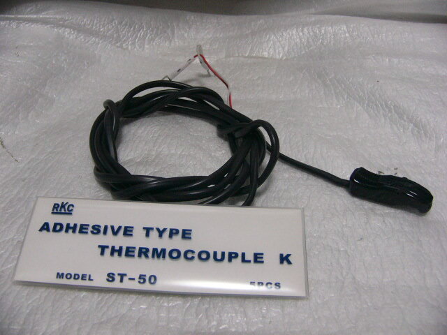 ★未使用★ RKC 理化工業 ST-50+W-ST50A 貼付タイプ熱電対温度センサ