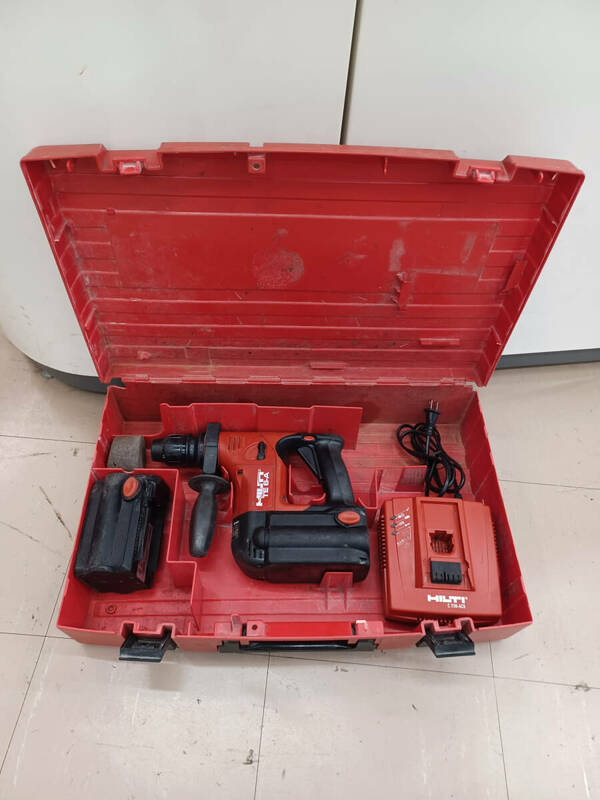 【中古品】HILTI 36V充電式ハンマドリル TE6-A 電動工具/ITZBYY156SE8