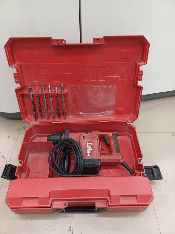 【中古品】HILTI ハンマードリル　TE14 電動工具/ITMYO07CHQ2K