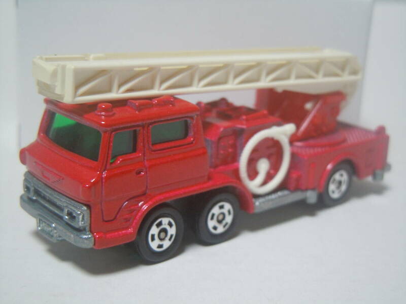 ☆トミカ はたらくトミカ2(G-166)単品 29-2-12 日野ハシゴ消防車：Hino AERIAL LADDER FIRE TRUCK(レッド/緑窓/アイボリー梯子)入手困難品!