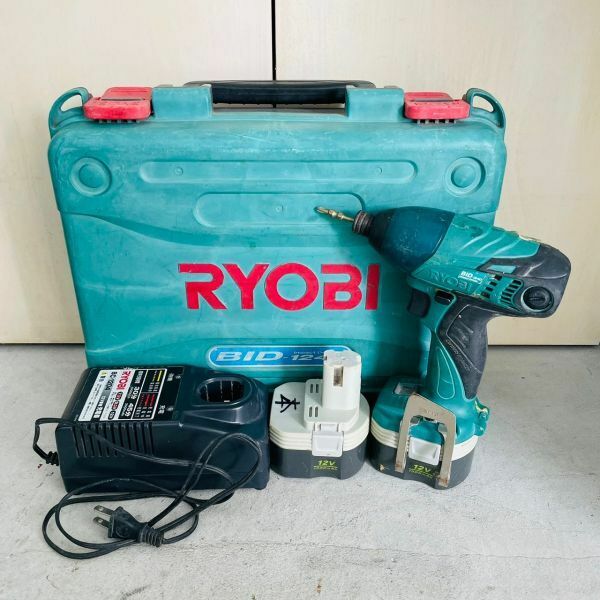 yt1051【100】//RYOBI★リョービ　充電式　インパクトドライバー　BID-1240　バッテリー2コ+充電器付き　電動工具