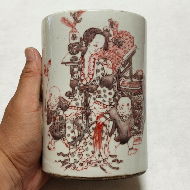 時代文房具 古磁 清 釉里紅 手絵 慈母童子図 筆筒 火石紅地 美品 激安