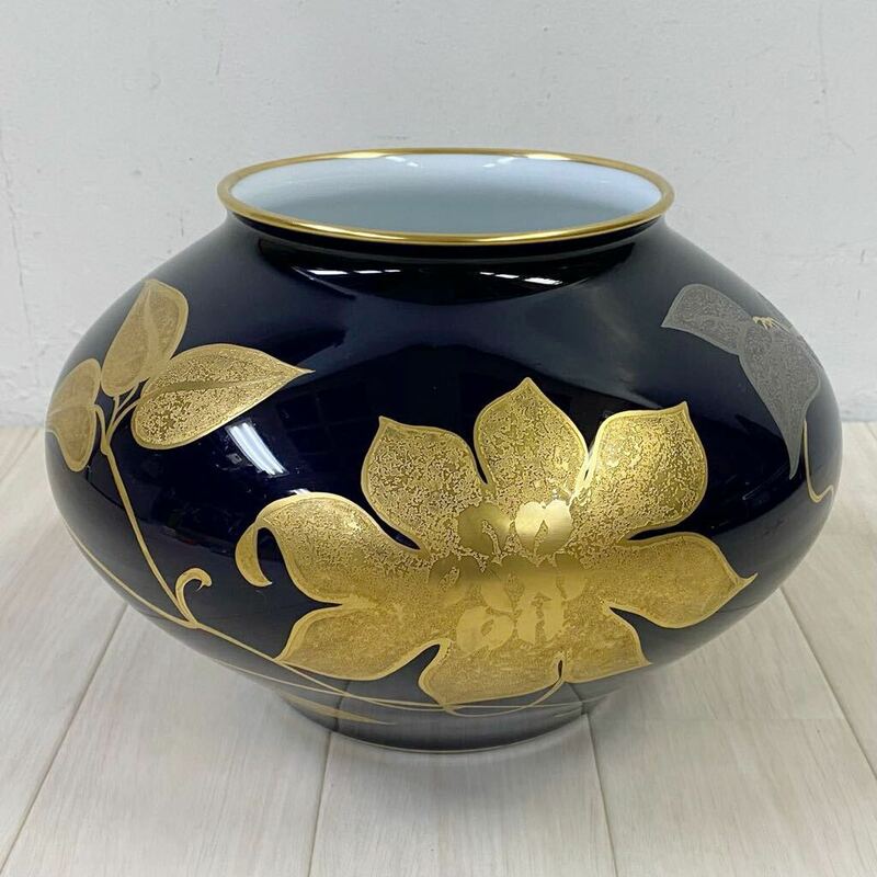 大倉陶園 OKURA 瑠璃金蝕鉄線柄 花瓶 フラワーベース 高さ18cm 金彩 花柄 インテリア 置物 壺 花入 花器 花生 箱無し