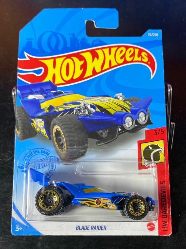 ホットウィール HOTWHEELS BLADE RAIDER 青