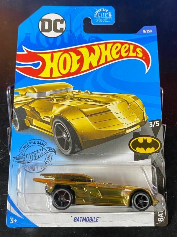 ホットウィール HOTWHEELS DC BATMOBILE バットモービル バットマン 金 USカード