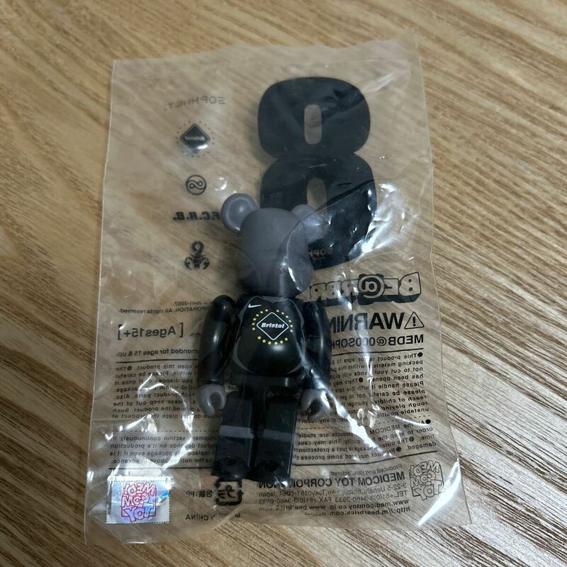 新品未開封SOPHNET.FCRB 8周年記念 BE@RBRICK ベアブリックソフネットソフUE uniform experimentNIKEブリストルBristol