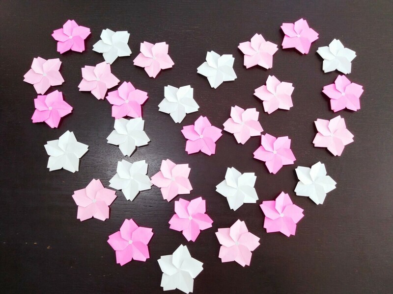 折り紙細工★ 春の新作♪大桜の花びら　ピンク10、白10、薄ピンク10　計３０枚★ 壁面飾り リース素材 ラッピング　入学式　お祝い