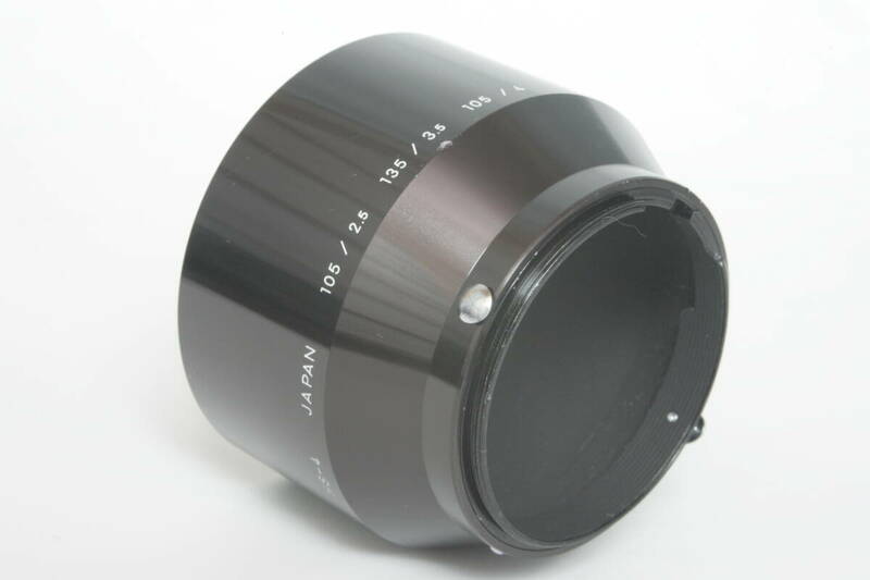 ニコン　メタルフード　HS-4　105/2.5　135/3.5　105/4の刻印　52ｍｍ　 クリップオン式　　中古美品