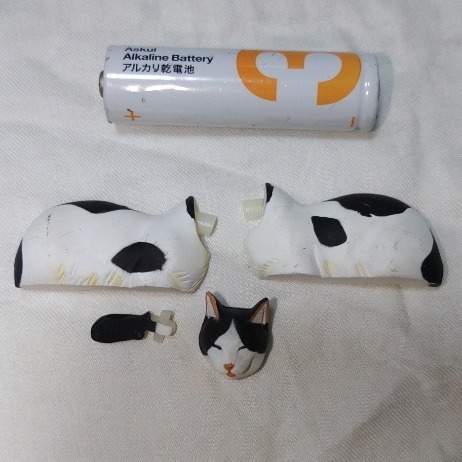 フルタ　チョコエッグ　ペット動物コレクション　第1弾　日本猫　B 黒白ぶち　送料込み