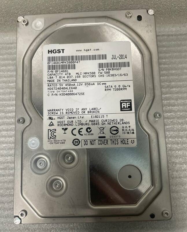 6116 ● HGST HDS724040ALE640 4TB