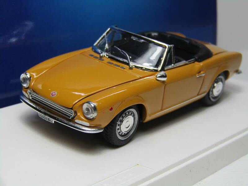 FIAT 124 SPIDER 1/43 フィアット スパイダー 1966 ピニンファリーナ PININFARINA ABARTH EXEM Made in Italy イタリア製 Gialld Positano