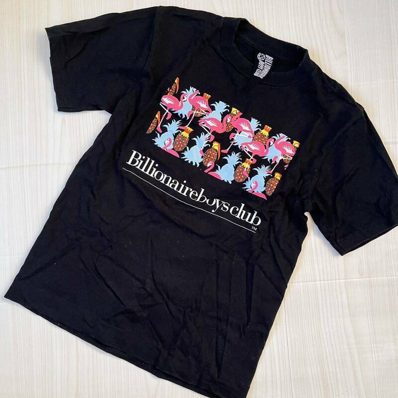 美品　BILLIONAIRE BOYS ビリオネアボーイズ クルーネック 半袖 Tシャツ ブラック XS フラミンゴプリント　JP made