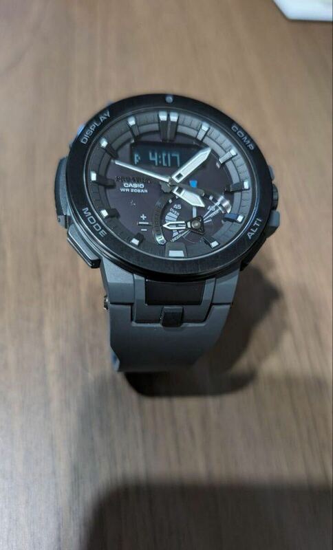 送料込　カシオ プロトレック PRW-7000-8JF CASIO PROTREK 電波ソーラー タフソーラー 