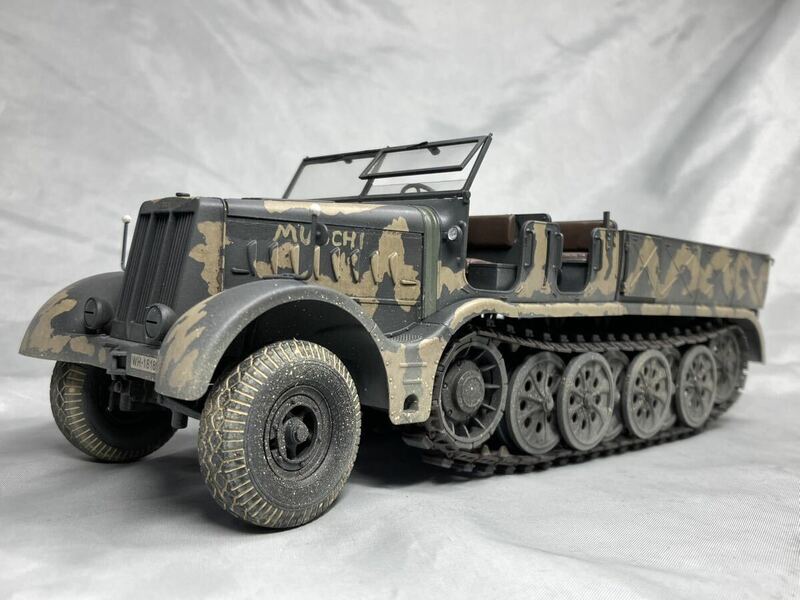 タミヤ 1/35 Sd.Kfz.9 ドイツ 18トンハーフトラック ファモ FAMO 完成品