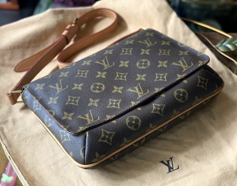 LOUIS VUITTON 【美品】 ルイヴィトン ミュゼットタンゴ モノグラム バッグ